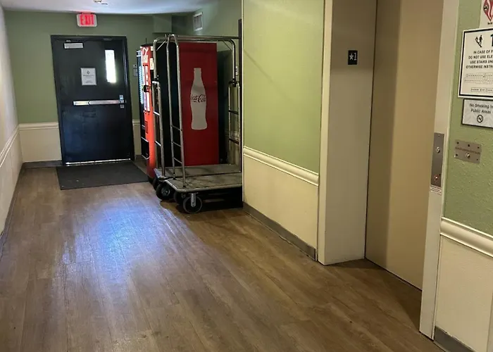 Woodspring Suites Nashville Airport